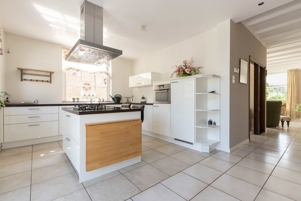 Medium property photo - Noordeinde 175, 2371 CR Roelofarendsveen
